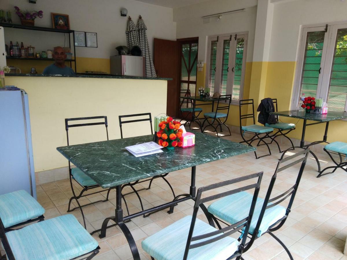 Happy Sedi Lodge Pokhara Exterior photo