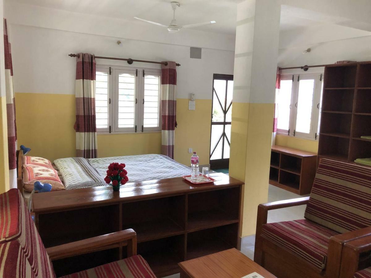 Happy Sedi Lodge Pokhara Exterior photo